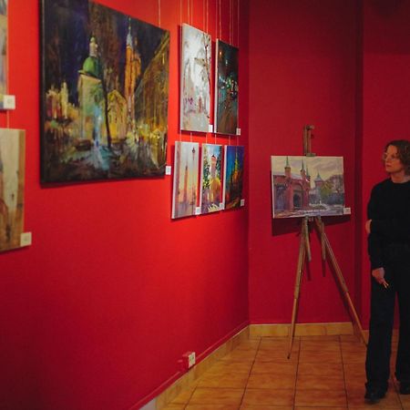 Art Inn Space Krasków Exterior foto